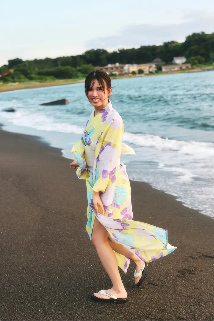 오카모토 아야카 사진집 「처음으로 물들이는 &lsquo;여름&rsquo; 전 50컷 선공개」 Set.01