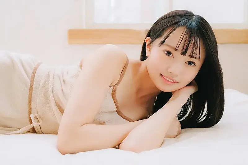 메이 하나다 위클리 플레이보이 플러스