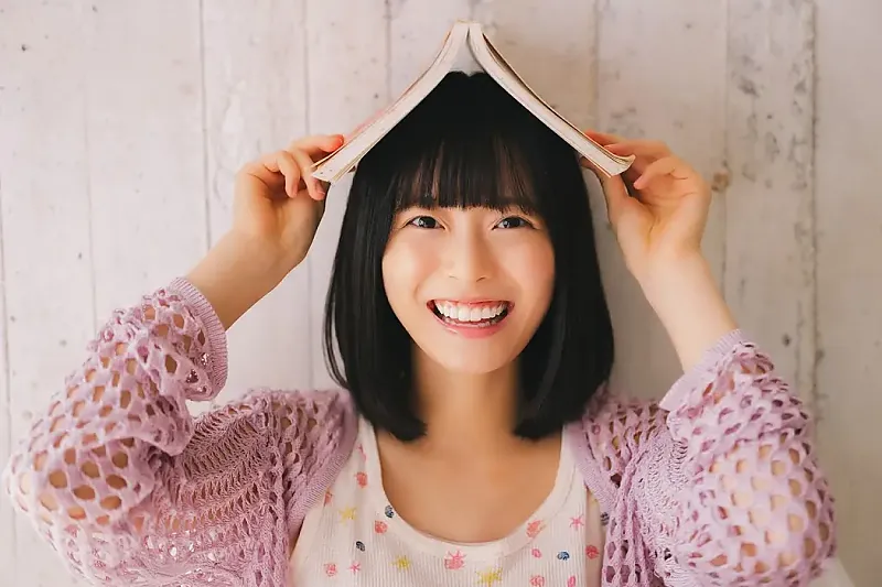 아라이 사에 위클리 플레이보이 플러스