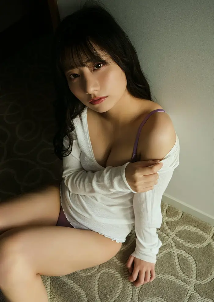 스즈키 유카 사진집 「W-DAY on the floor」 Set.03