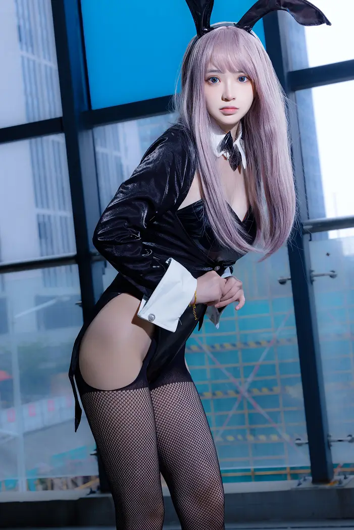 바니걸 미쳐버린 검스 엉덩이