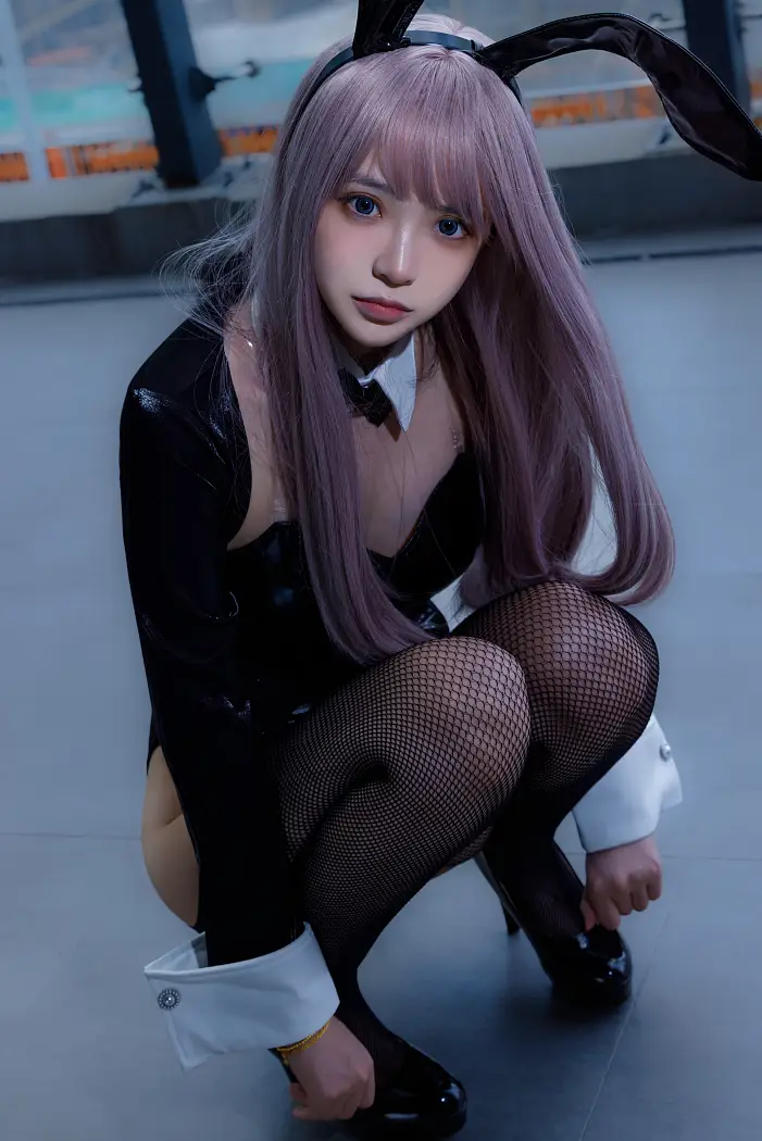 바니걸 미쳐버린 검스 엉덩이