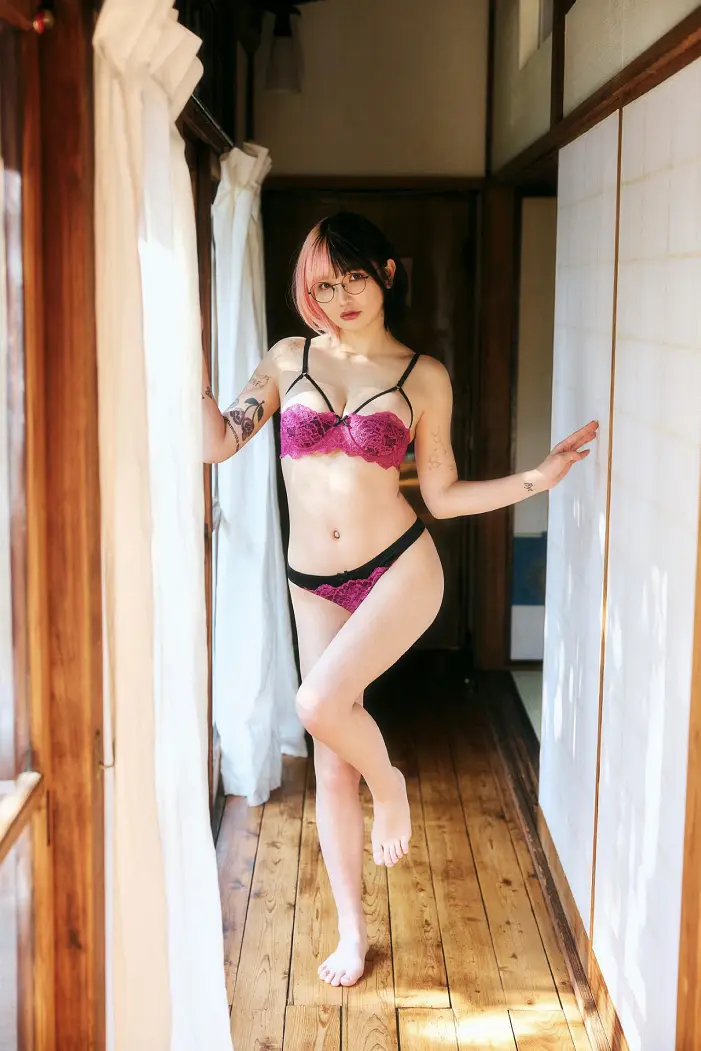 추키메투데이, 그라비아 사진관 SPECIAL '추키가 되다, 몸'