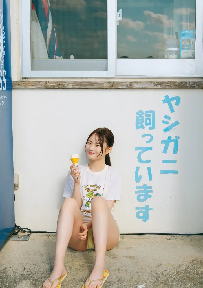 신야 히메카, 첫 번째 사진집 「히메 카와이」 세트 05