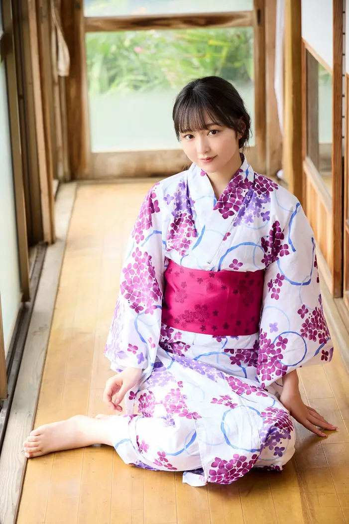 기모노 벗겨보니 깜놀