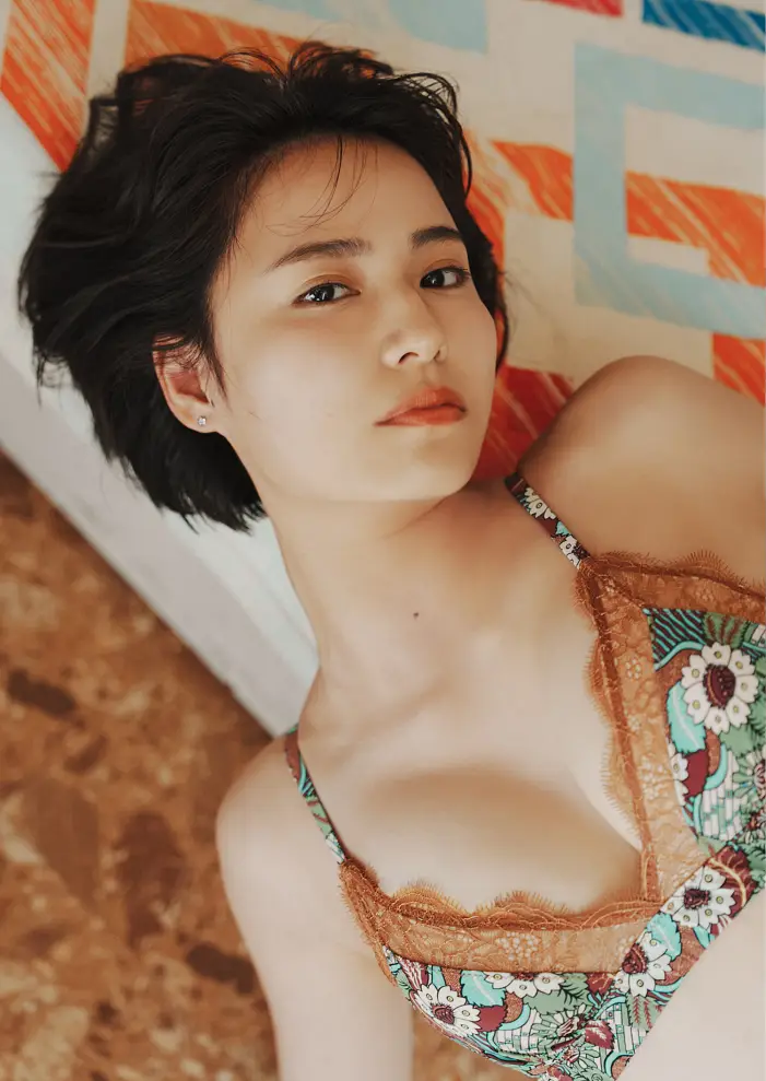 신야 아야카, 영 점프 2025 제38호