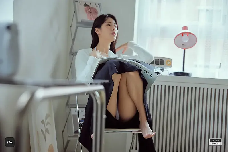 Min.E 민이, LEEHEE EXPRESS LEHF-207 Set.01