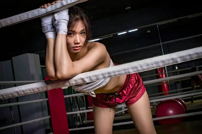 복싱 컨셉 이희은 사장님