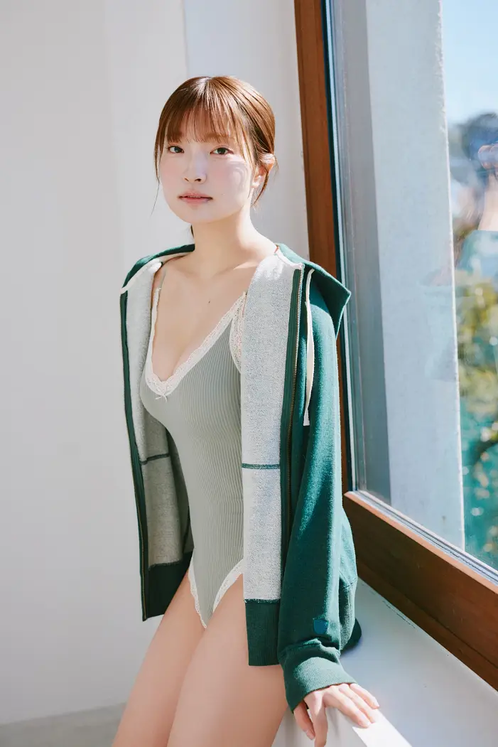 사토나카 나츠키, 『어른이 됐어! vol.3』 Set.04