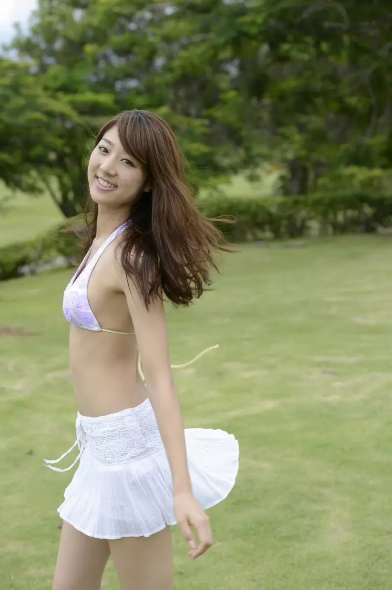 하타노 유이・쿠노 히나노, 그라비아 오려내기 주간 실화 11월호