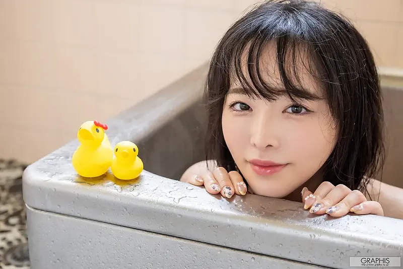 츠바키 산노미야 三宮つばき, Graphis Gals 『열정적인 시선』 Vol.06